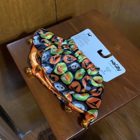 WAGBY- Dog Scrunchie Halloween 🎃 Theme - Picture 5 of 8